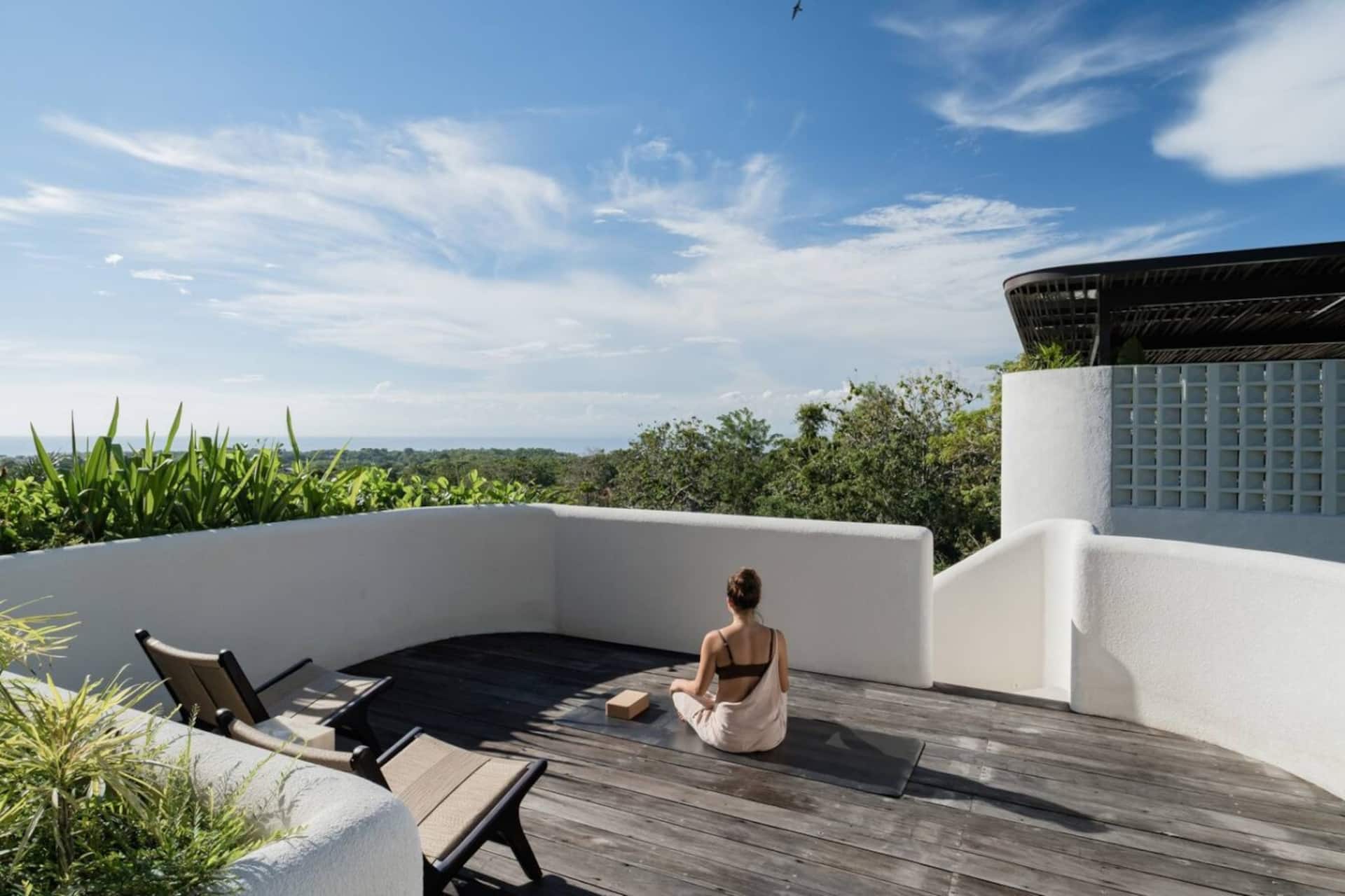 NEW! Uluwatu 3BR | Pool + Rooftop Sunset Views — photo 5